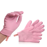 Hydrating gloves