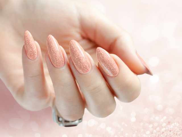 Gel Manicure. What is the best UV gel for nails?