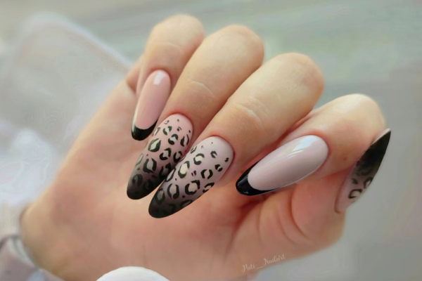 French nails with decorations – discover unique styling possibilities