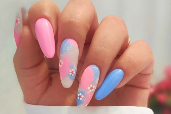 Almond-shaped nails - how to get almond-shaped nails